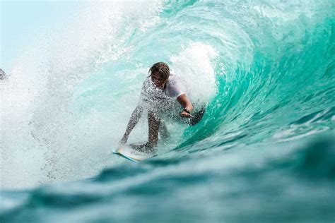 Surfing in Auckland | Where to Go | Things to Do