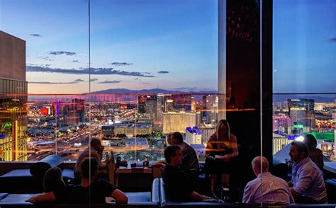 Mix Lounge & Restaurant - Must Dine in Las Vegas - LuxeInACity