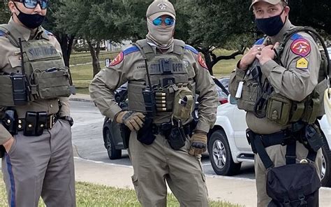 DPS troopers guard Capitol as protesters gather for opening of Texas ...