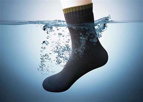 7 Best Waterproof Socks For An Active Lifestyle | thecoolist