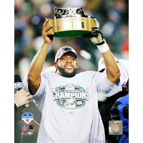 Donovan McNabb - `04 NFC Championship Trophy Photo Print (8 x 10 ...