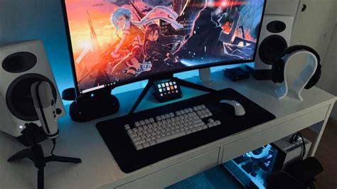 2021's 6 Best White Gaming Desks - Pro Game Guides