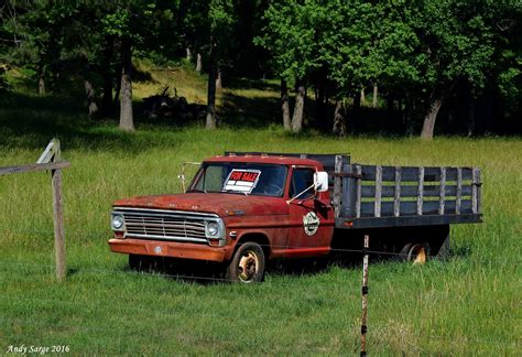 Forgotten Georgia: Old Ford Stake Bed Truck