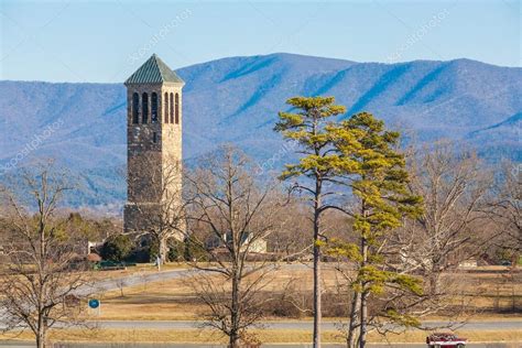 Luray Singing Tower, Virginie, États-Unis image libre de droit par Rostislavv © #128574742