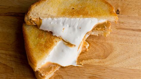 Why The Origin Of The Fluffernutter Sandwich Will Surprise You