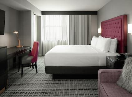 The Axis Hotel Moline, Tapestry Collection by Hilton Photo Gallery