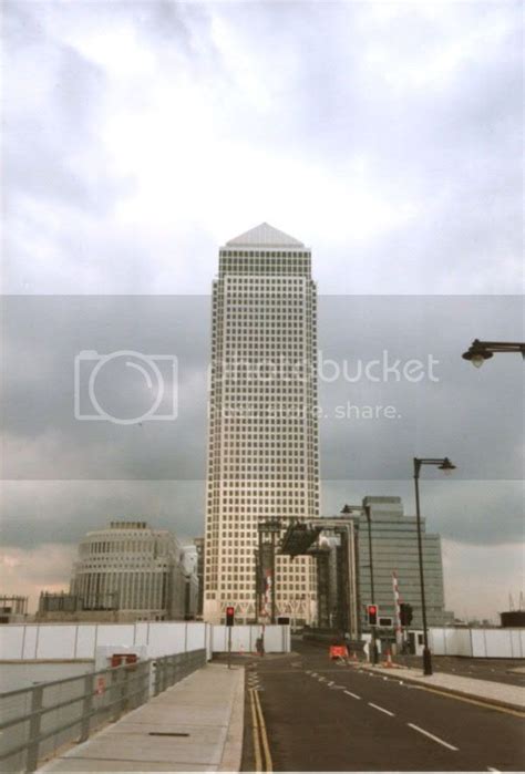 One Canada Square, 1992 | London's Docklands, past and present