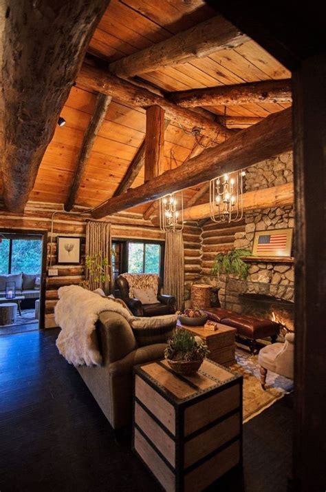 Cool 37 Attractive Log Cabin Interior Design Ideas For Tiny House. # ...whide lamp shades have a ...