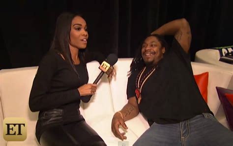 WATCH: Marshawn Lynch actually talks -- & sings! -- in ET interview - CBSSports.com