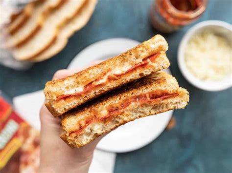 Pizza Melts (Pizza Grilled Cheese) - Budget Bytes