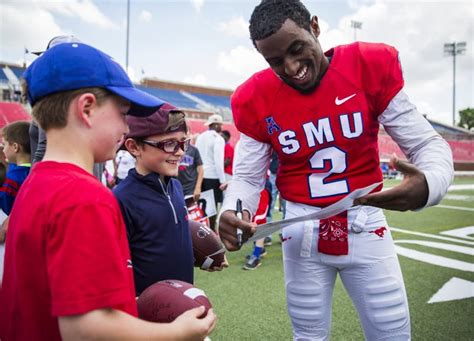 College Sports: SMU WR Deion Sanders Jr. enters fashion industry; best ...