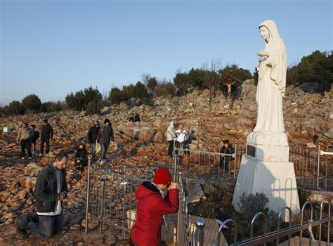 Number of Italian pilgrims to Medjugorje 'falls by half' after Pope announces ruling - Catholic ...
