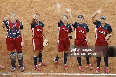 1,161 Usa National Softball Team Stock Photos, High-Res Pictures, and ...