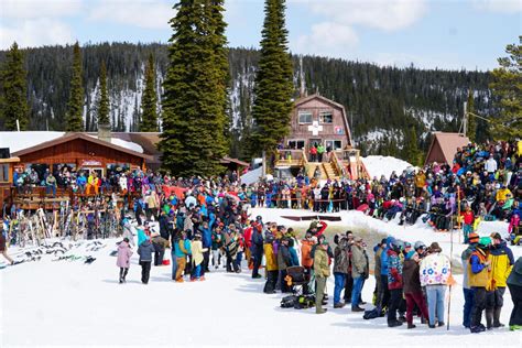 Lost Trail Ski Area - Lost Trail Powder Mountain in Sula, MT