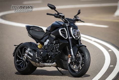 Ducati launches 'Dare To Be Bold' Diavel V4 Tour this summer | MCNews