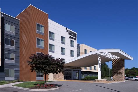 Family-Friendly Hotel in Ashland, VA | Fairfield Inn & Suites Richmond ...