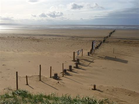 Berrow South Beach - Photo "Berrow - Beach Divider" :: British Beaches