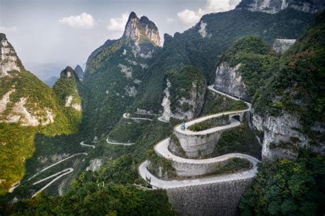 The best and most dangerous driving roads in the world | Daily Star