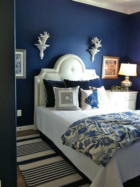 10 Royal Blue Bedroom Ideas Most Stylish and Attractive | Blue bedroom design, Blue bedroom ...