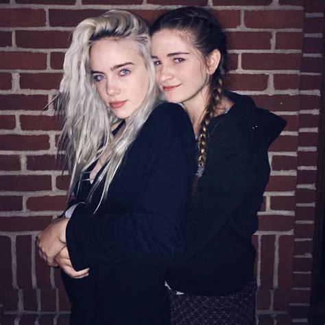 billie on Instagram: “they look so soft what” | Billie eilish, Famosos ...