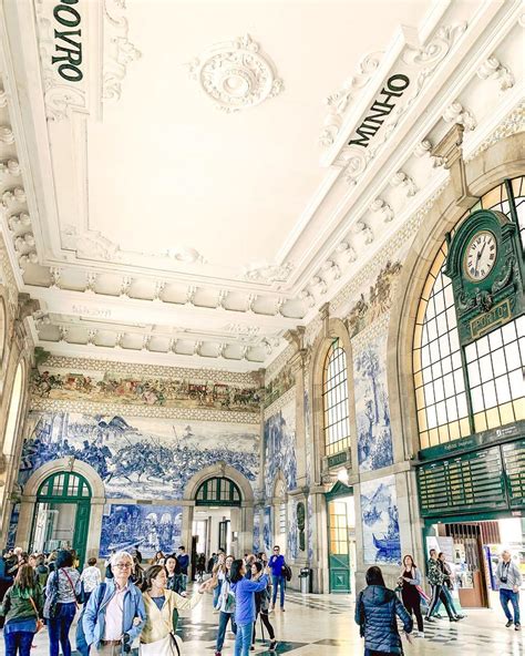 Places Around Porto to Spot the Beautiful Azulejo Tiles