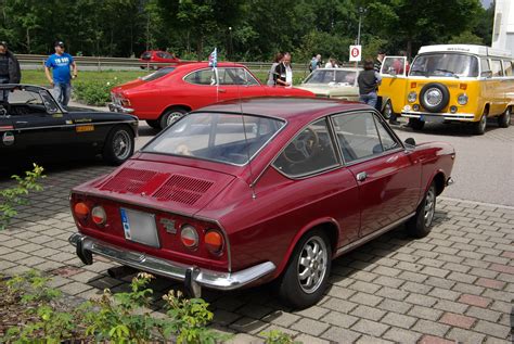 File:Fiat 850 Sport Coupe 2012-07-15 14-59-37.JPG - Wikimedia Commons