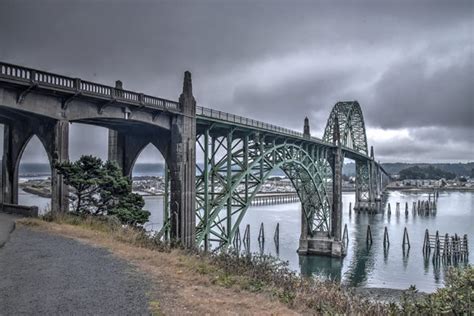 Yaquina Bay Bridge (Newport Bridge) - HistoricBridges.org