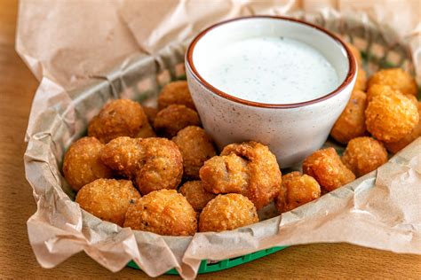 Fried Mushrooms - Menu - Malone's Clubhouse Grill - Bar & Grill in Arvada, CO