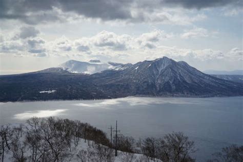 Shikotsu–Toya 6 Day Winter Hiking Tour - Adventure Hokkaido