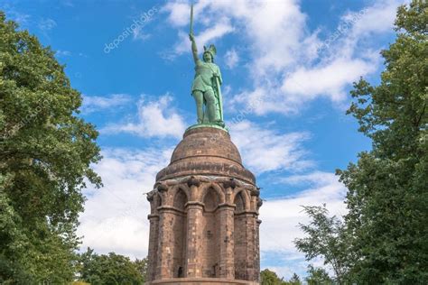 Hermann Monument in the Teutoburg Forest in Germany. — ストック写真 © NikD51 ...