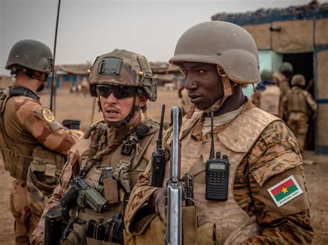 Burkina : Barkhane appuie l'armée burkinabè au nord