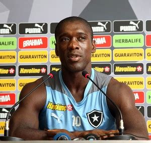 Seedorf diz que Botafogo precisa se livrar de traumas e pede apoio ...