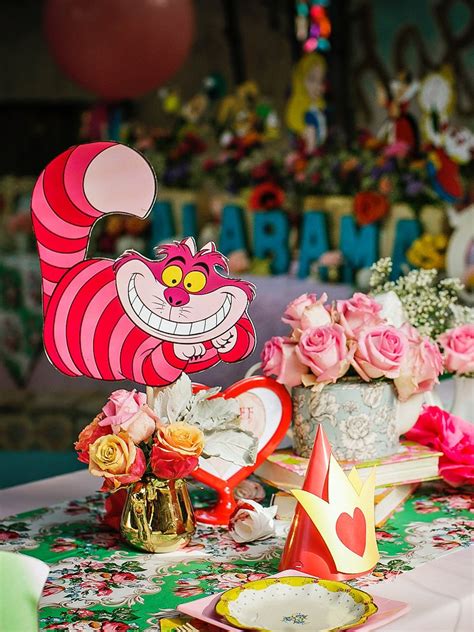 Alice in Wonderland Birthday Party {Whimsy + Fantasy} // Hostess with the Mostess®