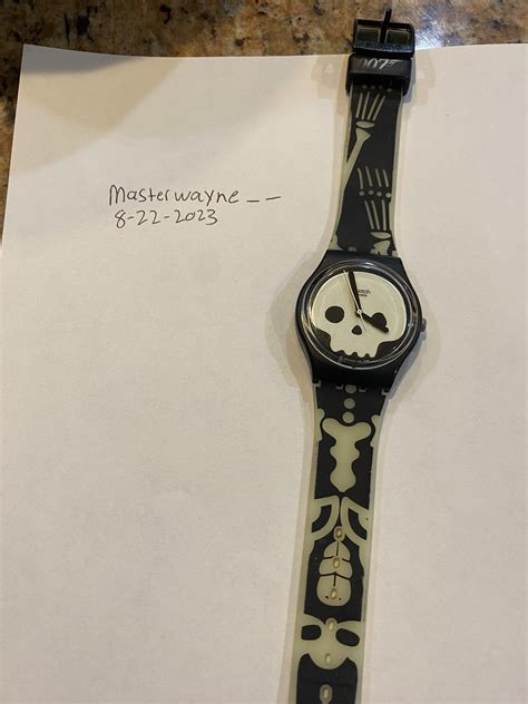 [WTS] Swatch Watch James Bond 007 Live Let Die Villain Collection : r/Watchexchange