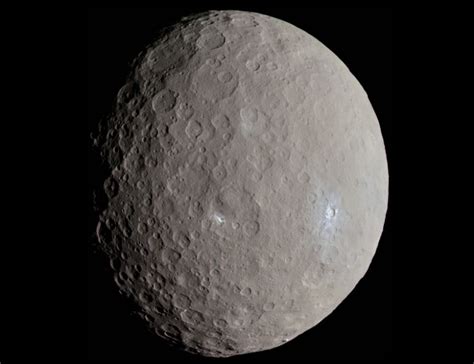 Scientists teasing out primordial secrets on Ceres, once an ocean world | Ars Technica