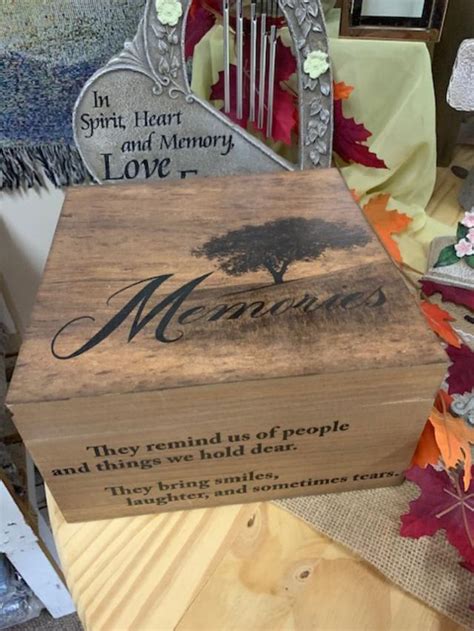 WOODEN MEMORY BOX in Wooster, OH | Green Thumb Floral