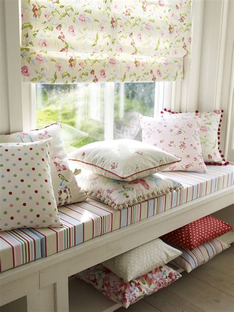 6 Patterned Roman Blinds Perfect For Easter | Roman Blinds Blog