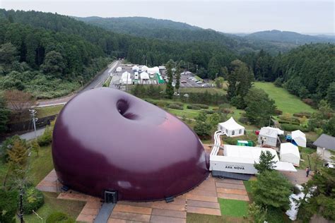 Ark Nova by Arata Isozaki and Anish Kapoor, Japan, 2013. - ArchiPanic