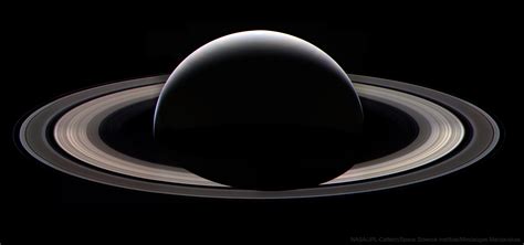 APOD - Cassini's Last Ring Portrait at Saturn - 2017-09-26 - APOD ...