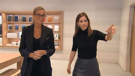 Apple exec Angela Ahrendts recalls telling Tim Cook, 'I'm not a techie ...