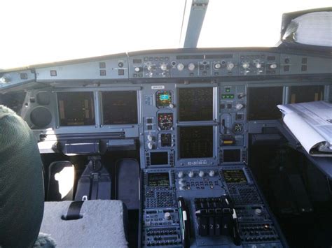 Cockpit of an Airbus A340-600. | Cockpit, Airbus, Structures