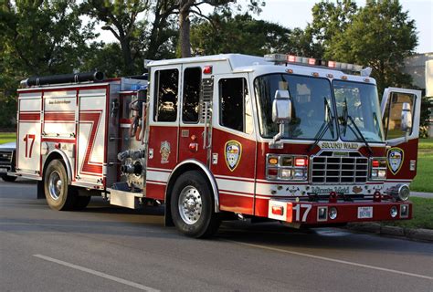 Houston, Texas Fire Department Engine 17 - Ferrara Fire Ap… | Flickr