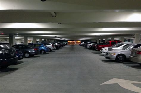 Portion of Parking Structure 4 reopens to permit holders | UCLA