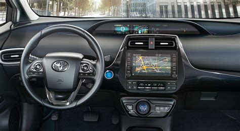 2019 Toyota Prius Plug-in gets new five-seat interior | Leasing Options