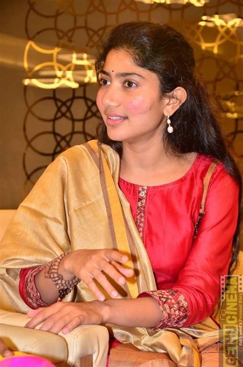 Actress Sai Pallavi Fidaa Movie Audio Launch HD Gallery | Gethu Cinema