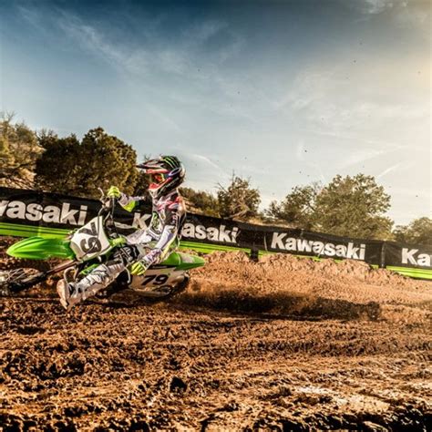 2021 Kawasaki KX 100 [Specs, Features, Photos] | wBW