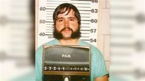 Suspected Serial killer Larry Hall profiled on Very Scary People