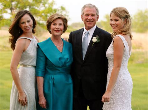 25 Family Photos of George W. Bush, Laura Bush & Daughters