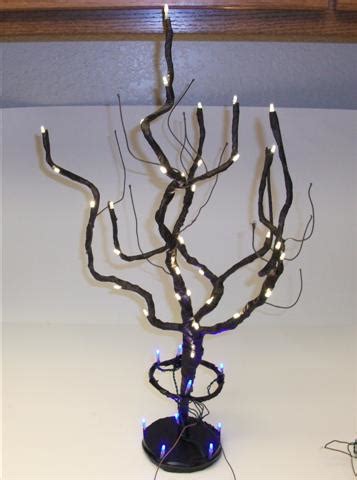 Going's on of Otto's Pastimes: How to make a LED (Christmas?) Light Tree