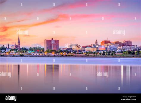 Portland, Maine, USA downtown skyline Stock Photo - Alamy